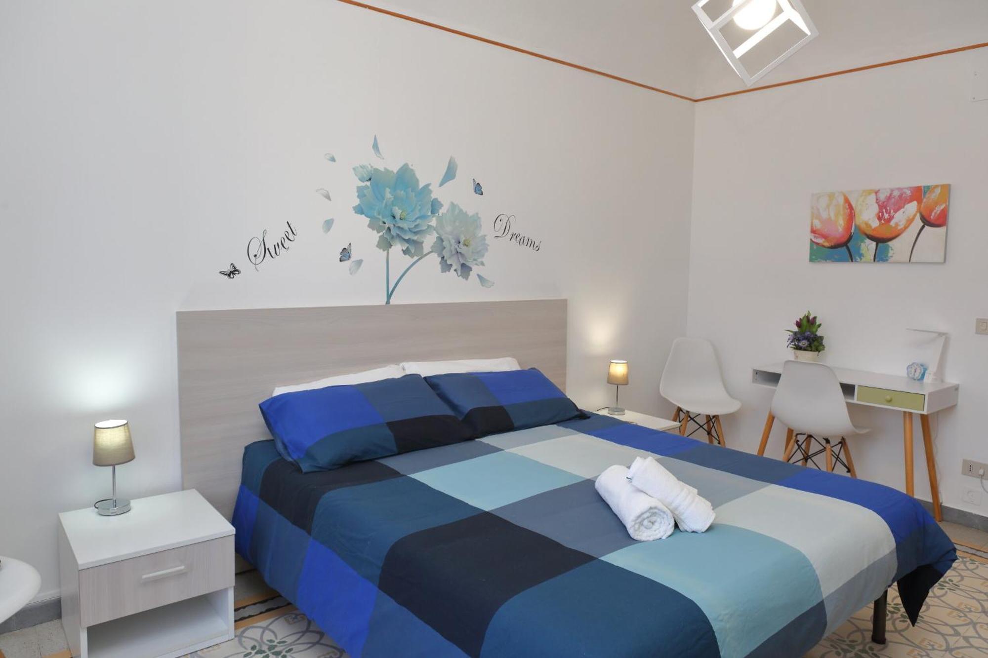 Terrazza Del Cortile - By Vacation Service 切法卢 外观 照片